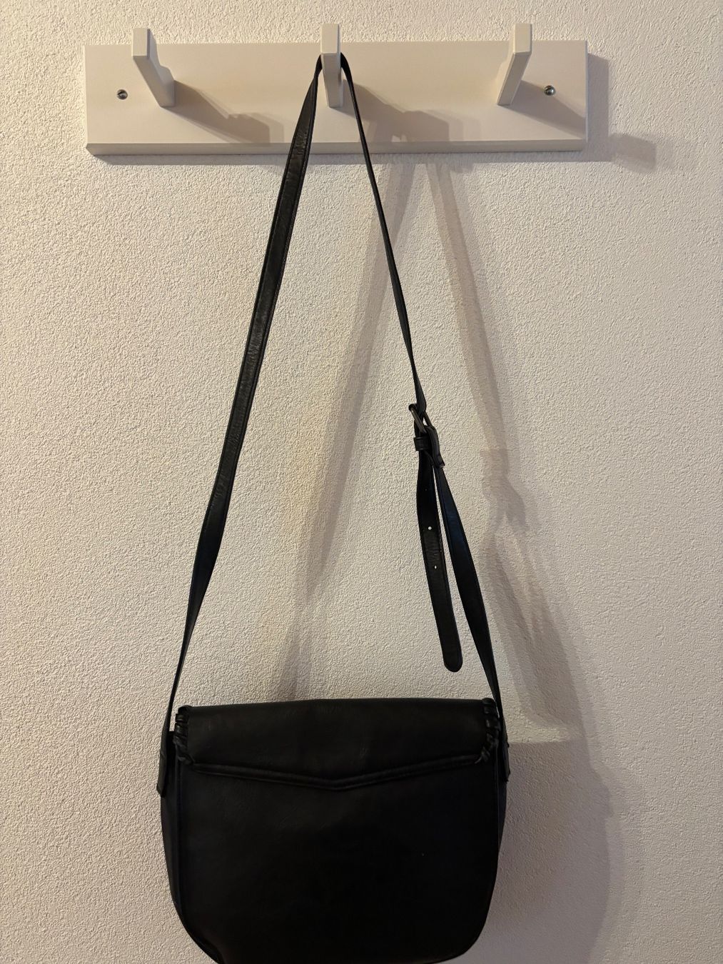 Taschen für Damen: Sac en bandoulière noir – Gebraucht aus Grandvillard von Elsa.Del 1