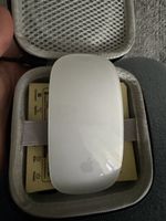 Apple Magic Mouse mit Transportetui und Ladekabel weiss