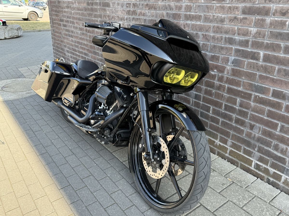 Harley-Davidson Touring: Harley Davidson Road Glide Extrem Bagger – Usato da Rütihof venduto da elcheffe81 4