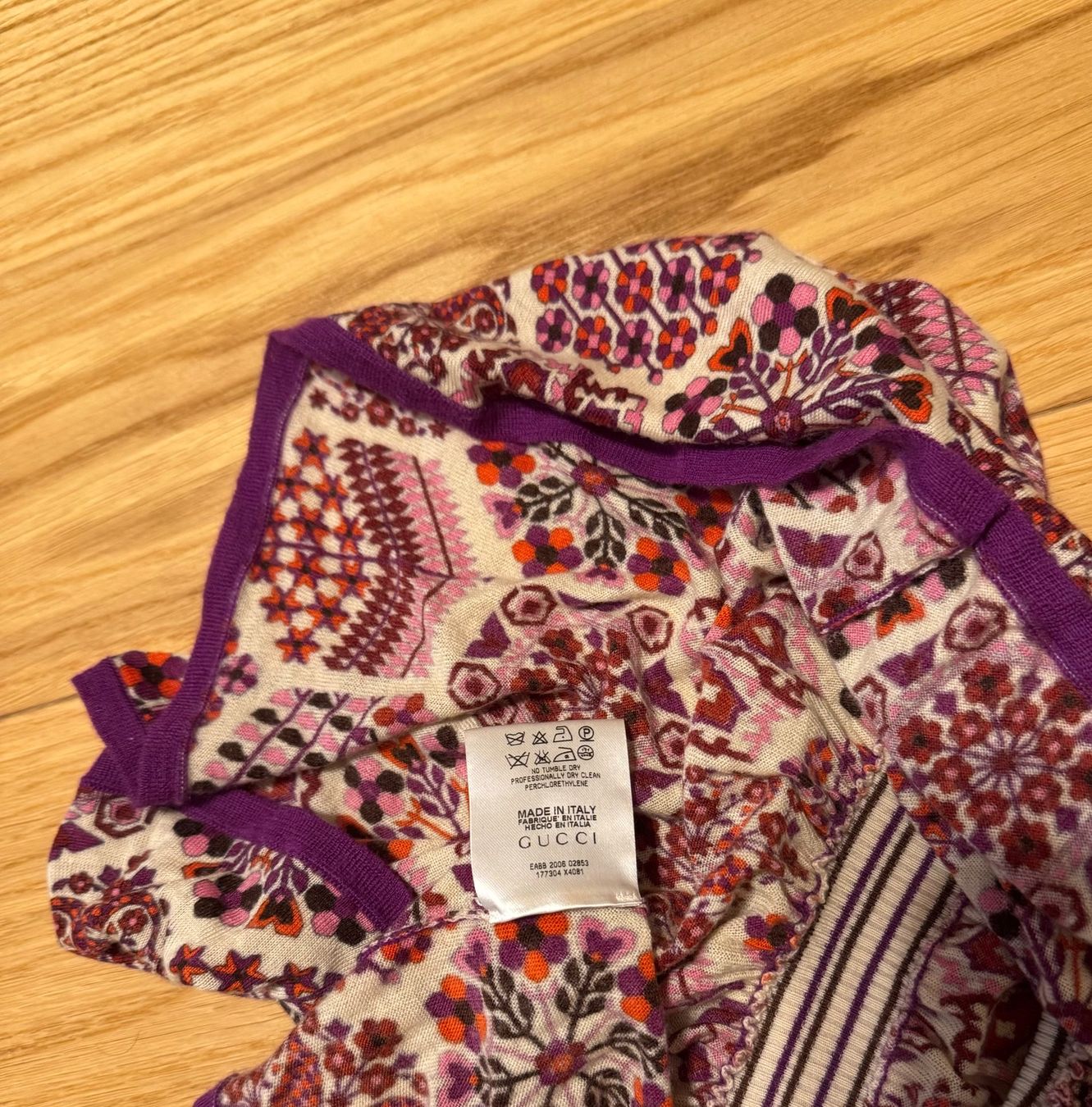 Gucci Camicette: Gucci Kaschmirbluse – Nuovo (secondo la descrizione) da Kilchberg ZH venduto da sahoss 5