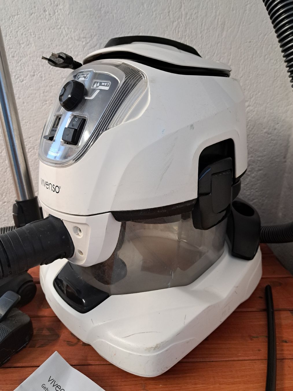 Aspirateurs & Accessoires: Vivenso Wasserstaubsauger  – D'occasion à Diepflingen par Hanshans... 1