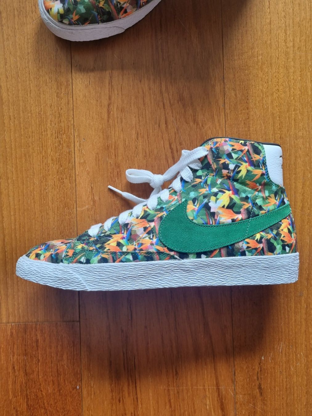 Nike Herrenschuhe: Nike - Blazer Mid Floral Pack Los Angeles – Gebraucht aus Canobbio von Matteo27