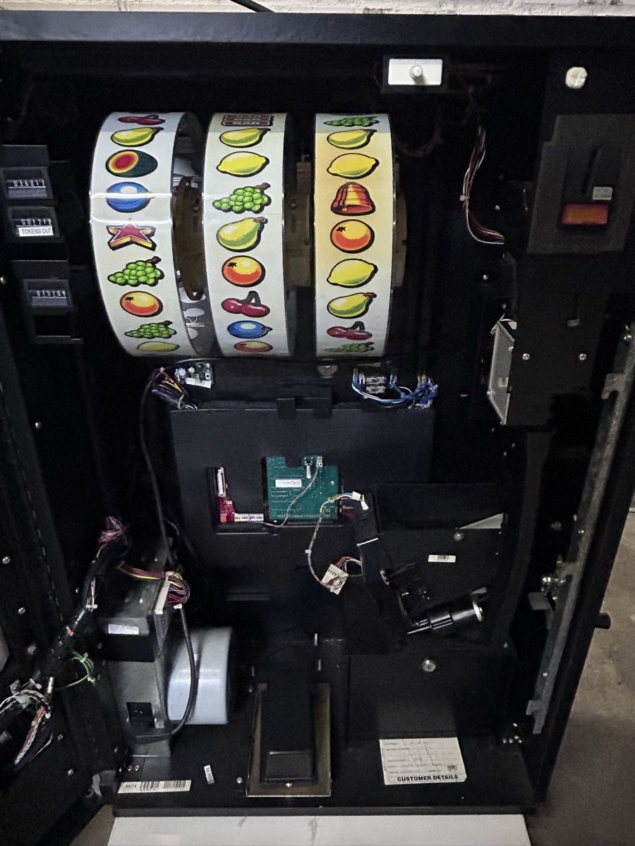 Spielautomaten: machine à sous Pralex SA – Gebraucht aus Miécourt von arm_9nhx 1
