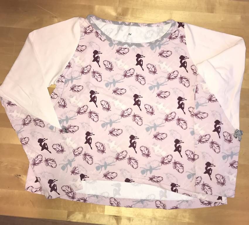 Pullover & Sweatshirts: Sweatshirt & Top Duo Elfe Grösse 152 – Gebraucht aus Boswil von MaKoBo 1
