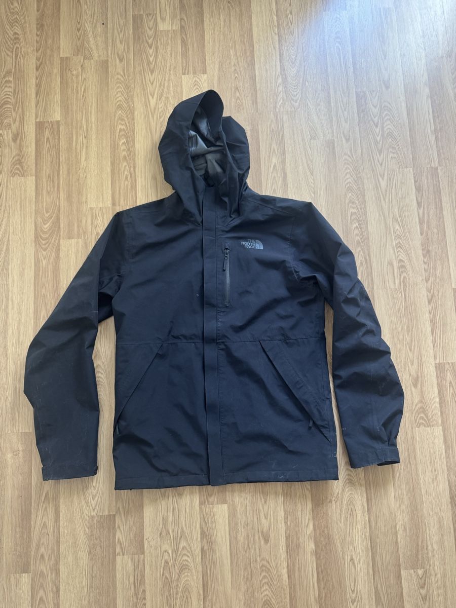 North Face Giacche: The North Face Regenjacke Gr. S – Usato da Zürich venduto da lillaulrich