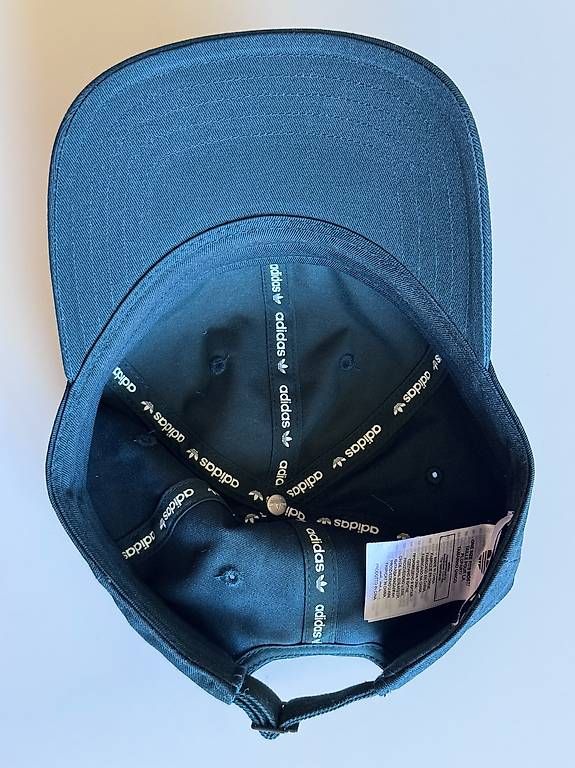 Hüte, Mützen & Caps: Adidas Cap – Neu und originalverpackt aus Bern von rol_nq2r 1
