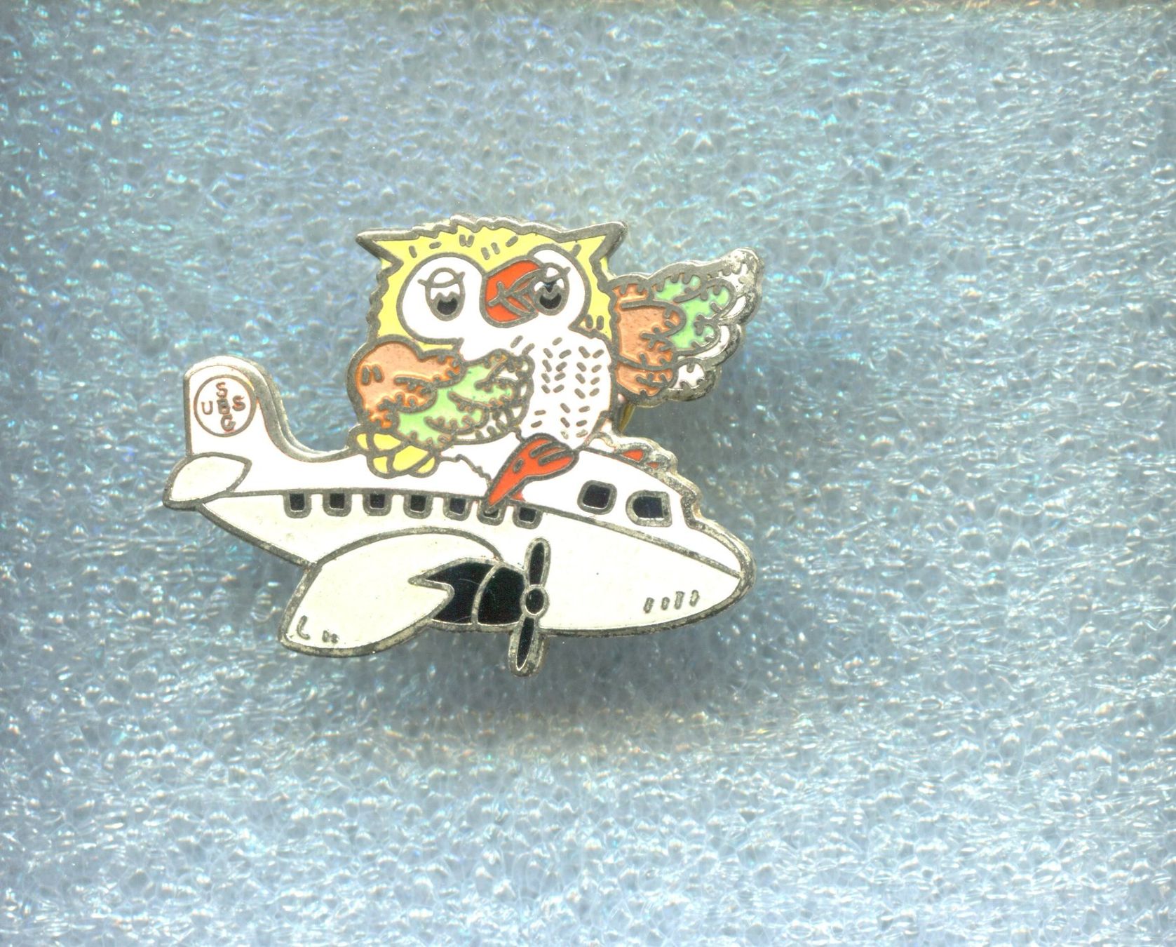 Placchette & Badge: UBS Bank  EULE  FLUGZEUG – Usato da Winterthur venduto da Sammleroase