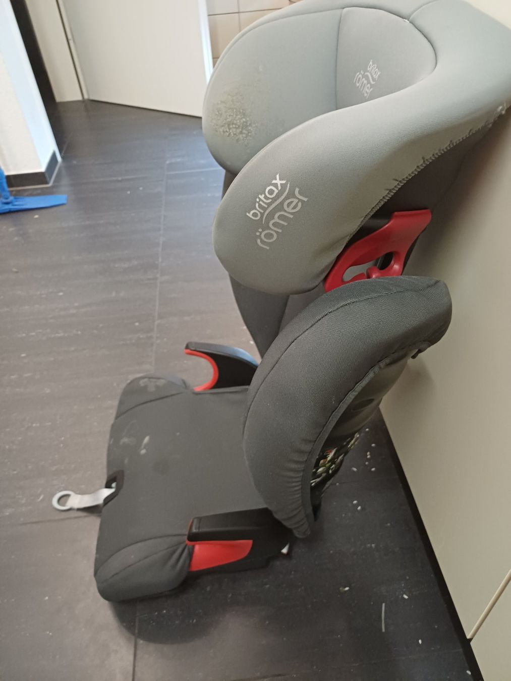 Britax Römer Auto-Kindersitze: Kindersitz Britax Römer guter Zustand – Gebraucht aus Lufingen von DagmaraWozniak 1
