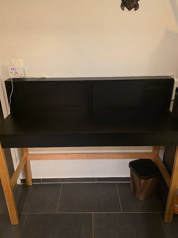 Micasa Bureaux: SCHREIBTISCH / DESK – D'occasion à Mägenwil par sca_8syd 1
