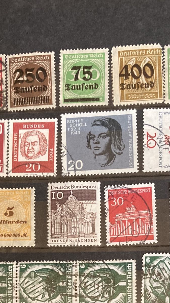 Tous les timbres: Briefmarken – D'occasion à Roggwil BE par Maui2000 2
