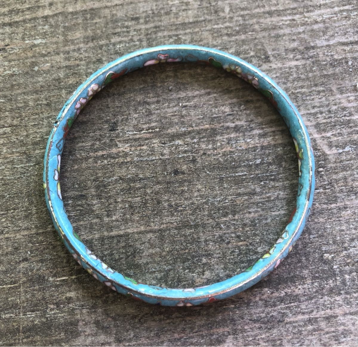Armbänder & -reifen: ARMREIF hellblau, verziert – Gebraucht aus Mühlebach (Goms) von chr_q6d8