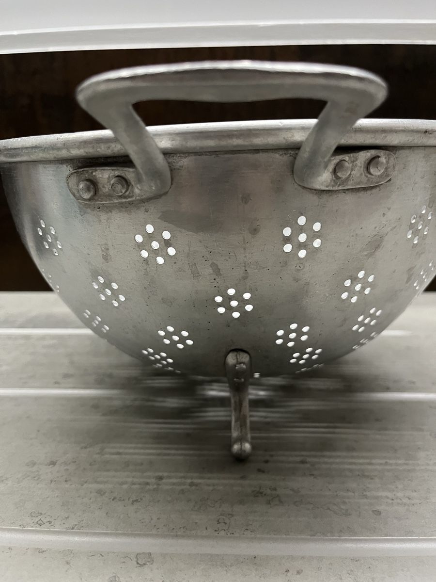 Appareils de cuisine: Passoire en aluminium  – D'occasion à St. Prex par Nikolletta 1