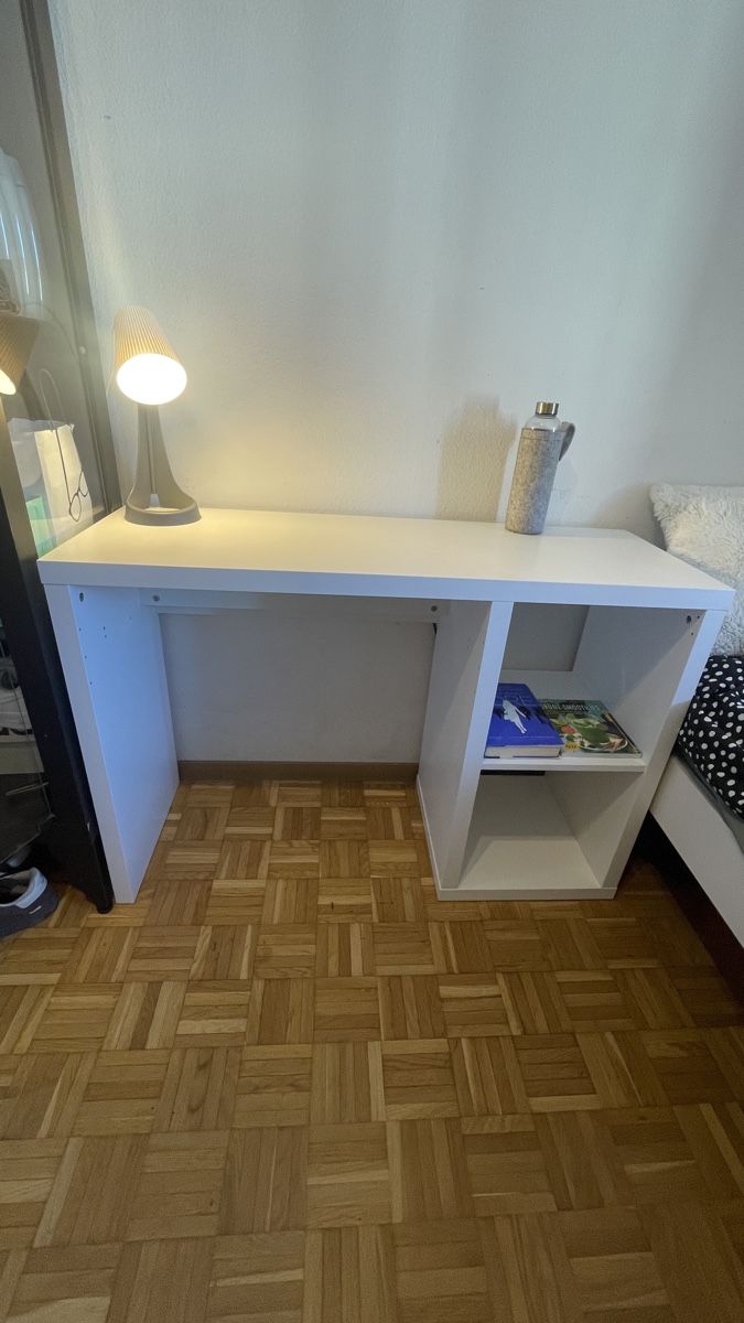Schreibtische: Moderner weißer Schreibtisch – Neu (gemäss Beschreibung) aus Zürich von aym_ls25