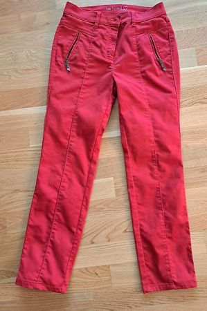 Rote Damenhose, Grösse 38