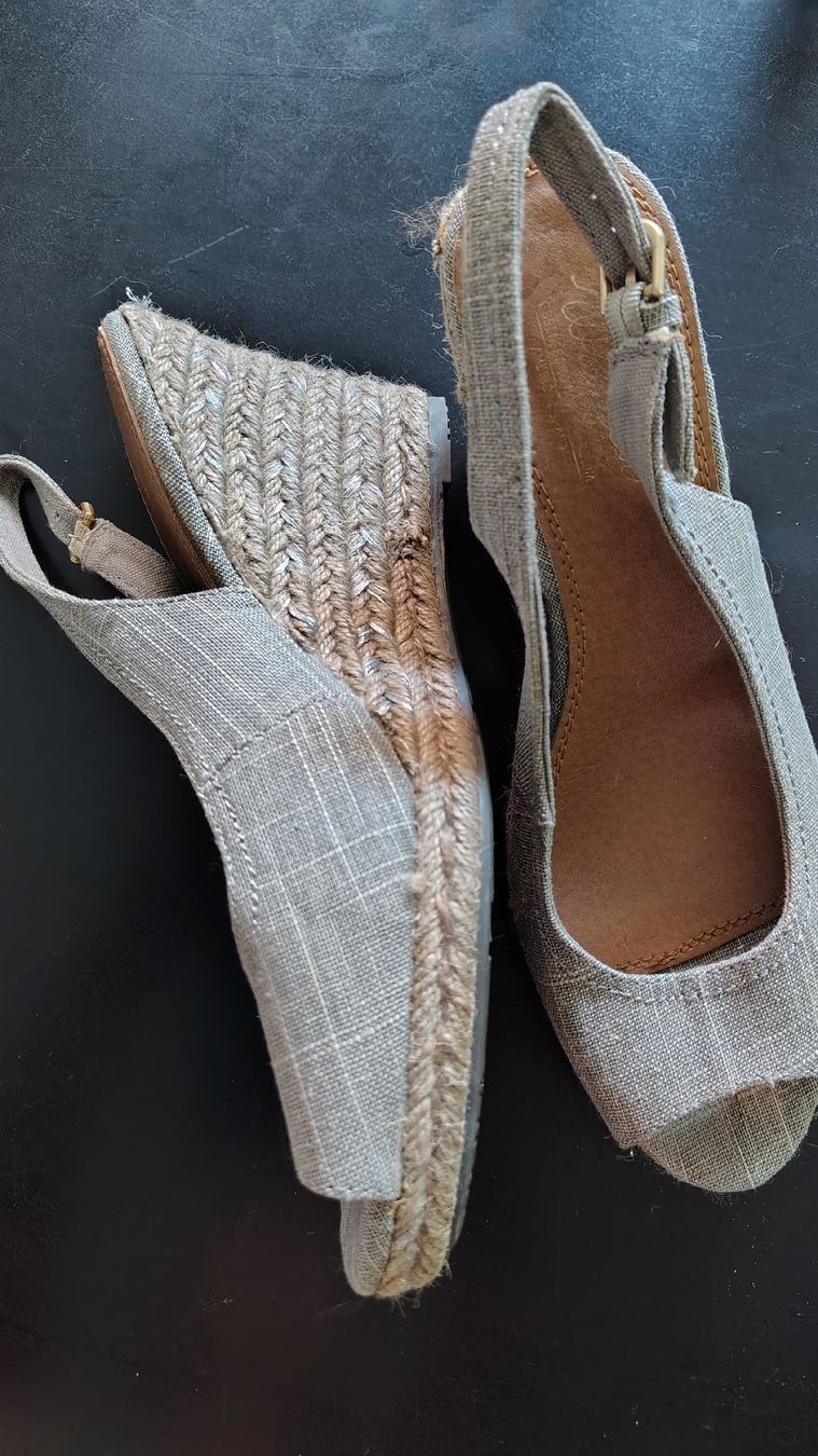 Chaussures femmes: Sandales compensées – D'occasion à Puidoux par Sophia70 1