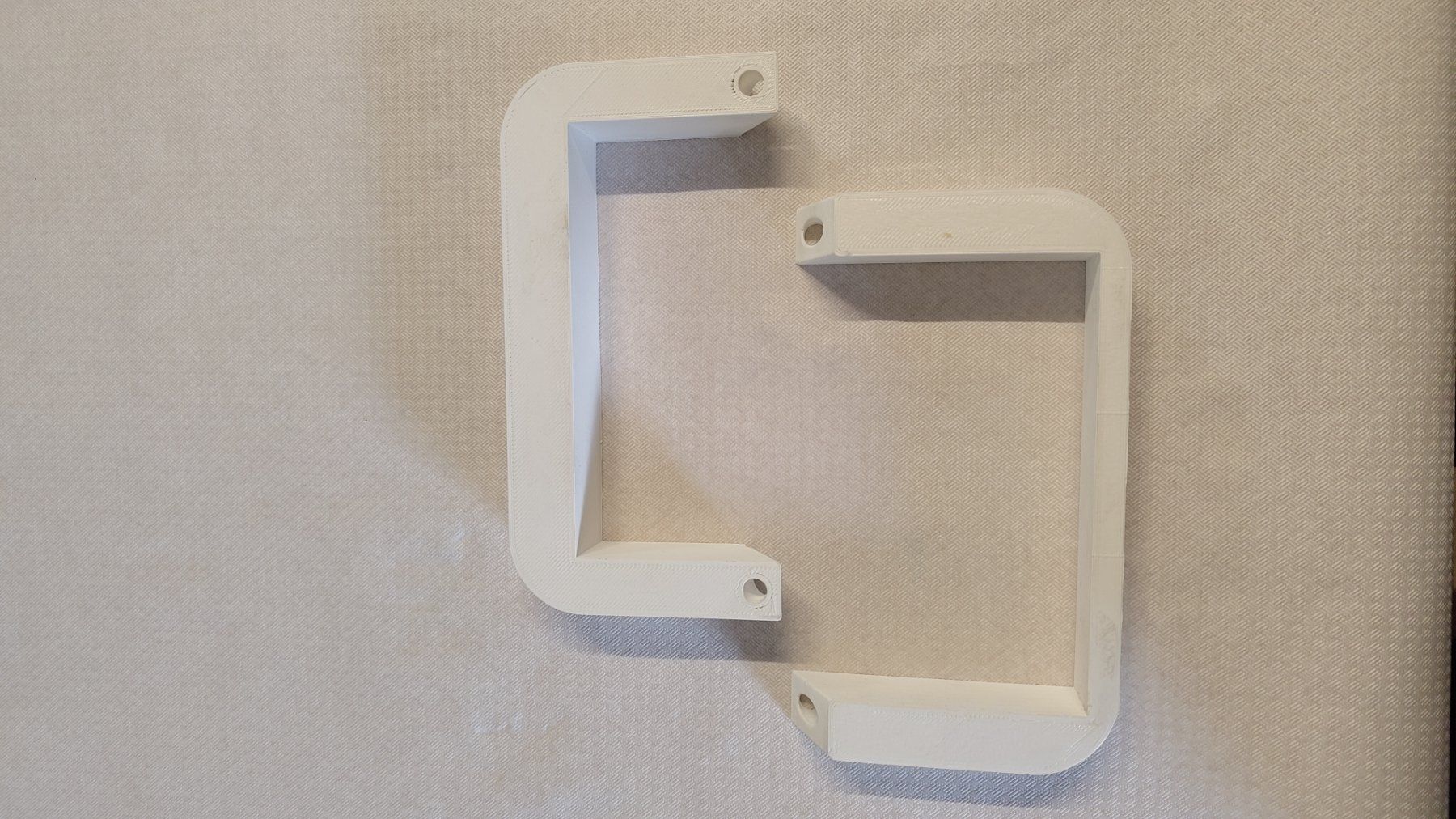 Gattaiole: Adapter für Katzenklappe – Usato da Frutigen venduto da iDaniel2.0 1