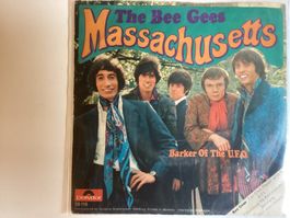 Bee Gees Single - Massachusetts / Barker Of The UFO
