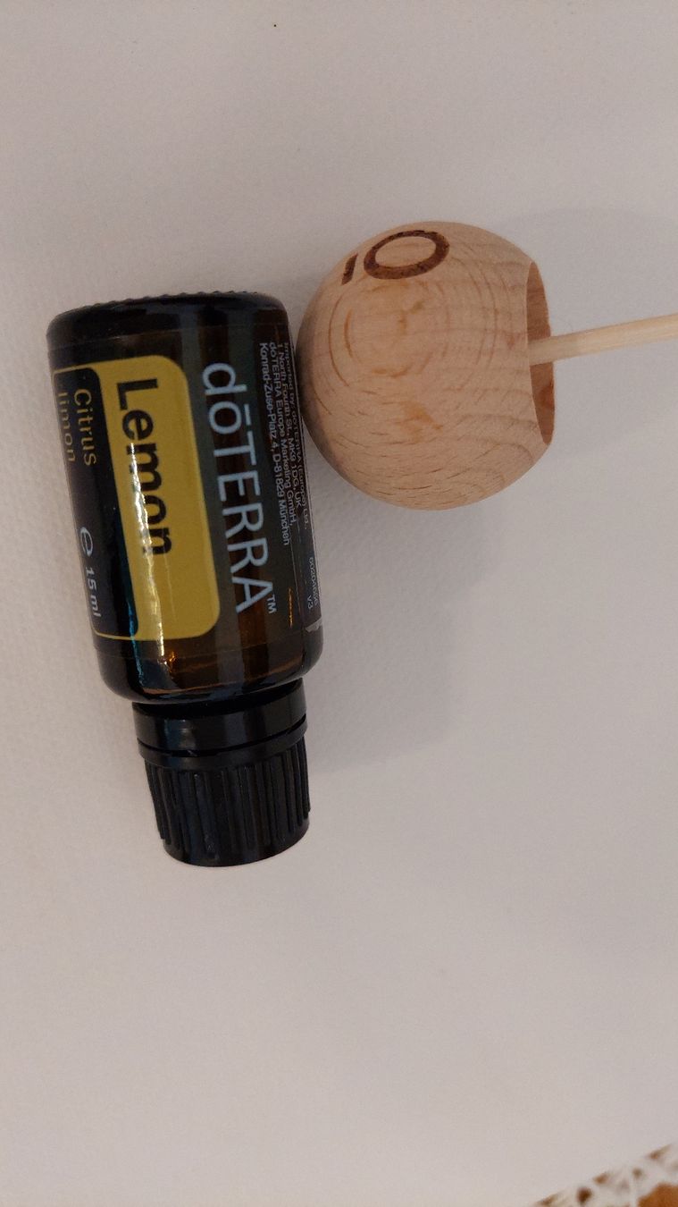 Doterra Oli essenziali: Holzdiffuser für ätherisches Öl Lemon 15ml dōTerra – Nuovo e nell'imballaggio originale da Gwatt (Thun) venduto da Letzte-Chance-II 2