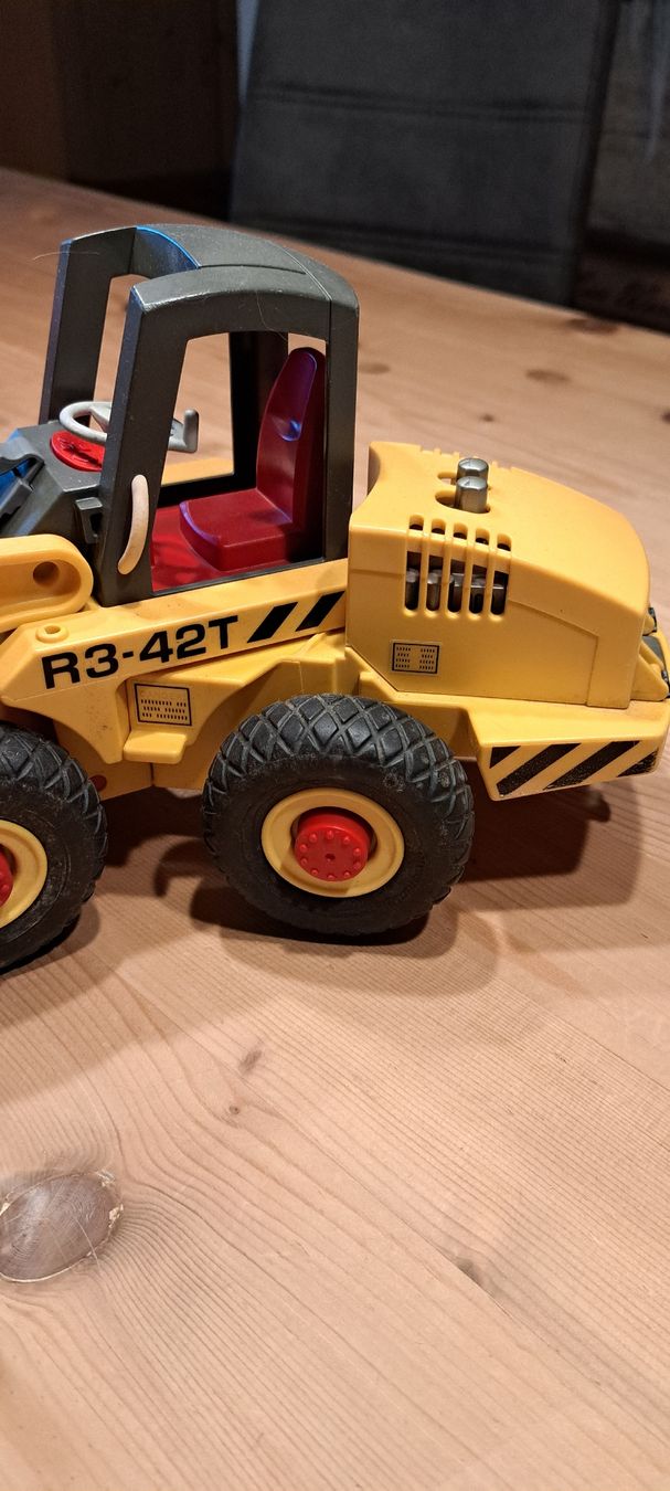 Playmobil Giocattoli: Playmobil Radlader R3-42T – Usato da Biglen venduto da horst04 1