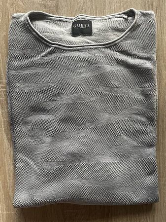 Pull Guess taille XL 