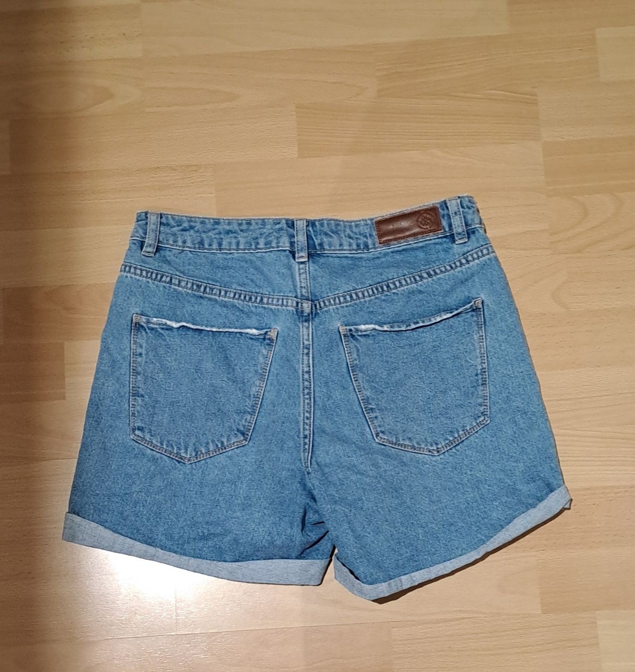 Vero Moda Jeans: Jeans Shorts VERO MODA gr. M  – Nuovo (secondo la descrizione) da Rothenburg venduto da 123odermatt 1