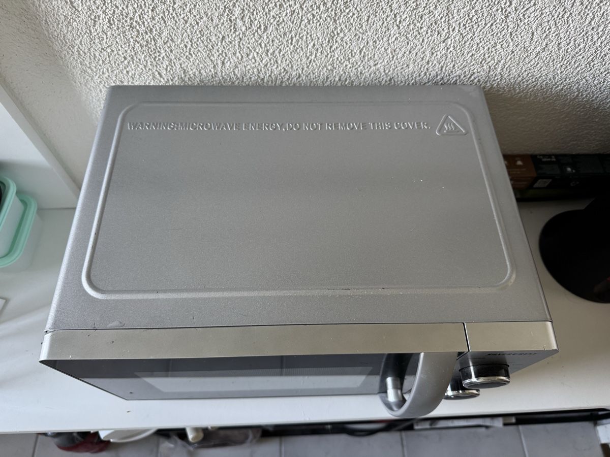 SilverCrest Küchengeräte: SilverCrest SMW 700 D3 Mikrowelle – Gebraucht aus Zürich von Goliat21 1