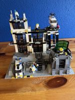 LEGO City Polizeistation mit Hubschrauber gebraucht