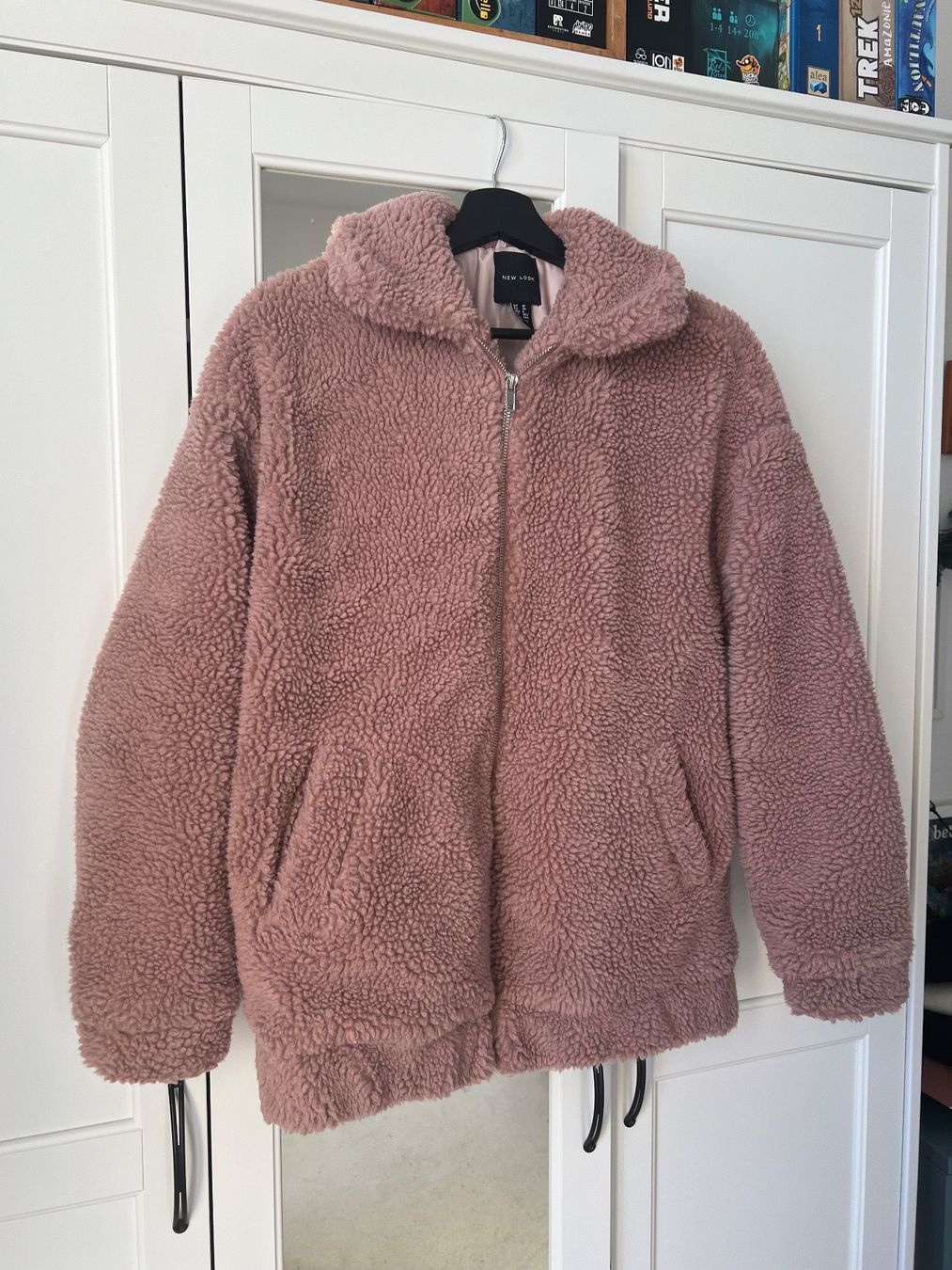 New Look Vestes: Blouson teddy rose – D'occasion à Neuchâtel par Thesebootsaremadeforwalking