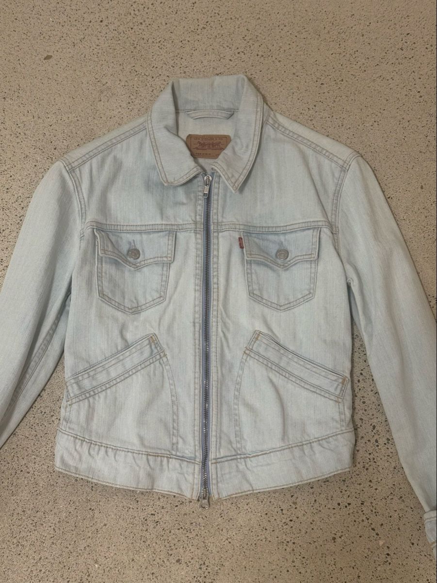 Levi's Jacken: Levis Jeans Jacke – Gebraucht aus Zürich von ChickenNuget