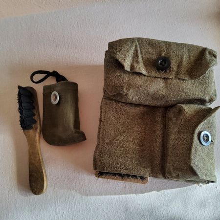 Altes Militärschuhputz - Set