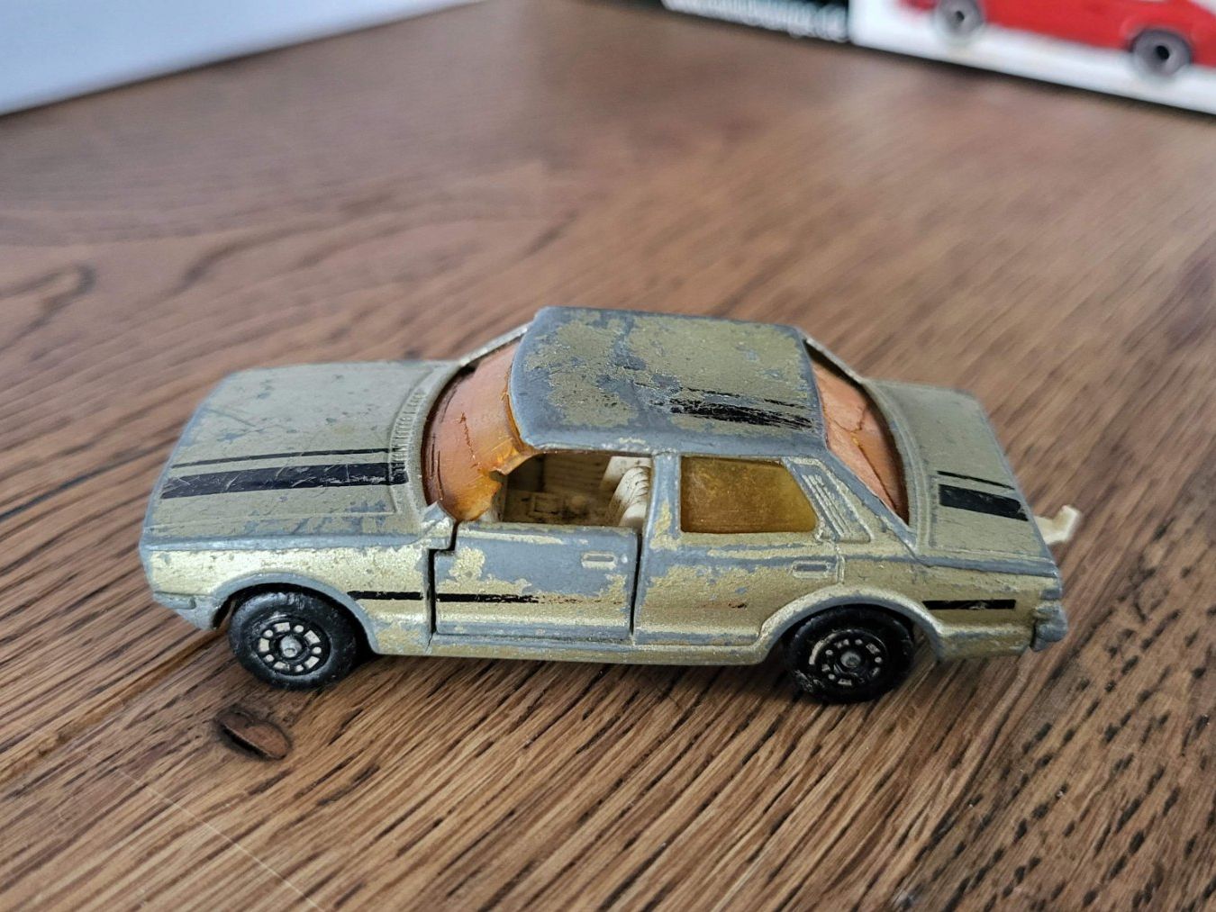 Matchbox Modellini d'auto: Ford Cortina / Taunus Matchbox – Usato da Rothrist venduto da Juana5