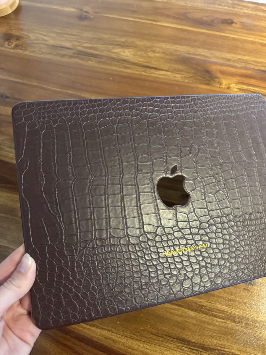 Covers & Taschen: Laptop Cover  – Gebraucht aus Luzern von Itsclaire 1