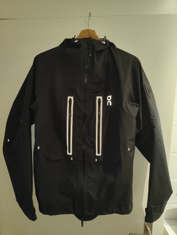 ON Cloud Storm Jacket (Gebraucht) in Stäfa für CHF 50 – mit Lieferung ...