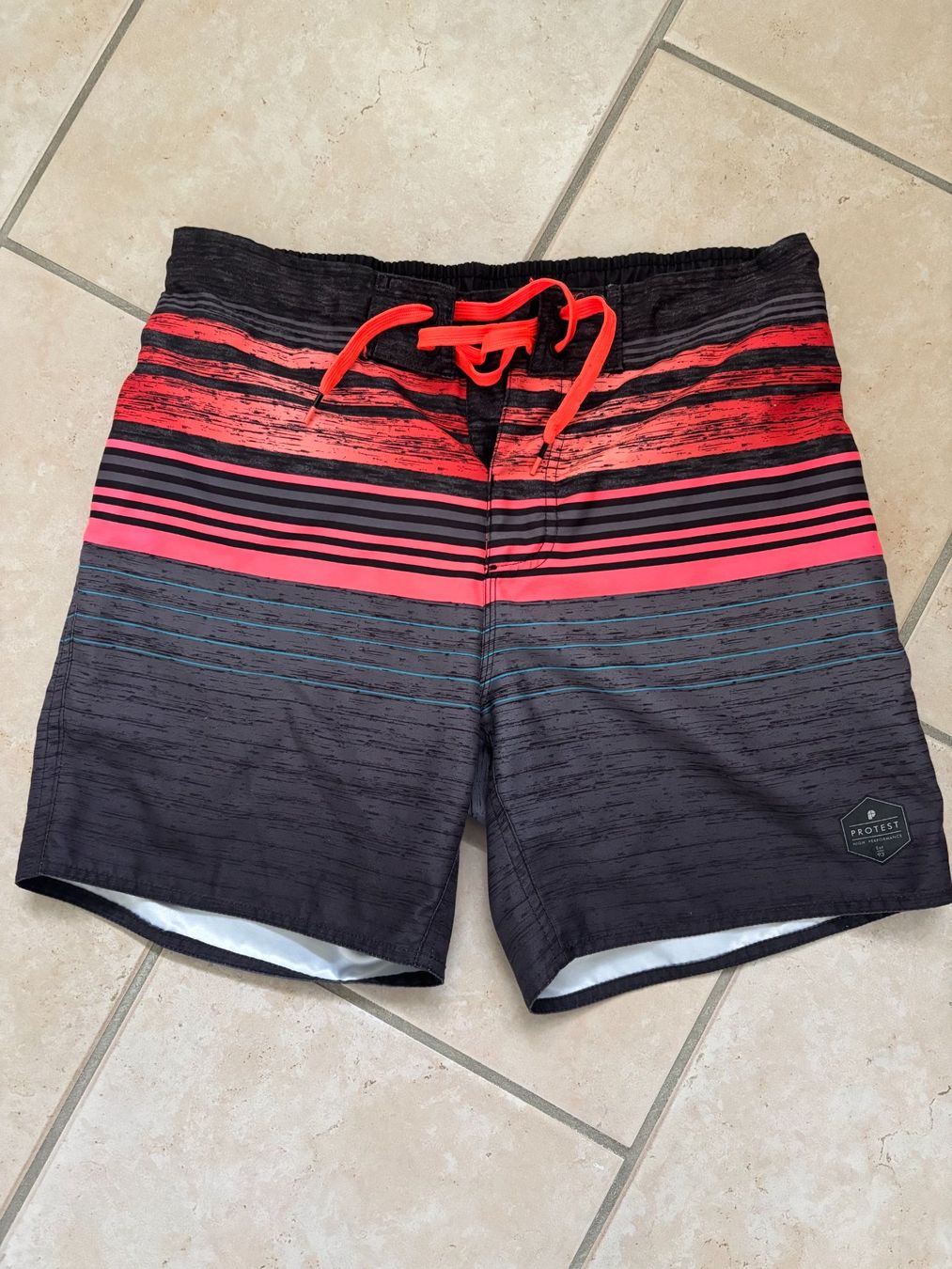 Badehosen: 2 Stk. Badehose / Billabong & Protest – Gebraucht aus Biel-Benken BL von Bergerr 4