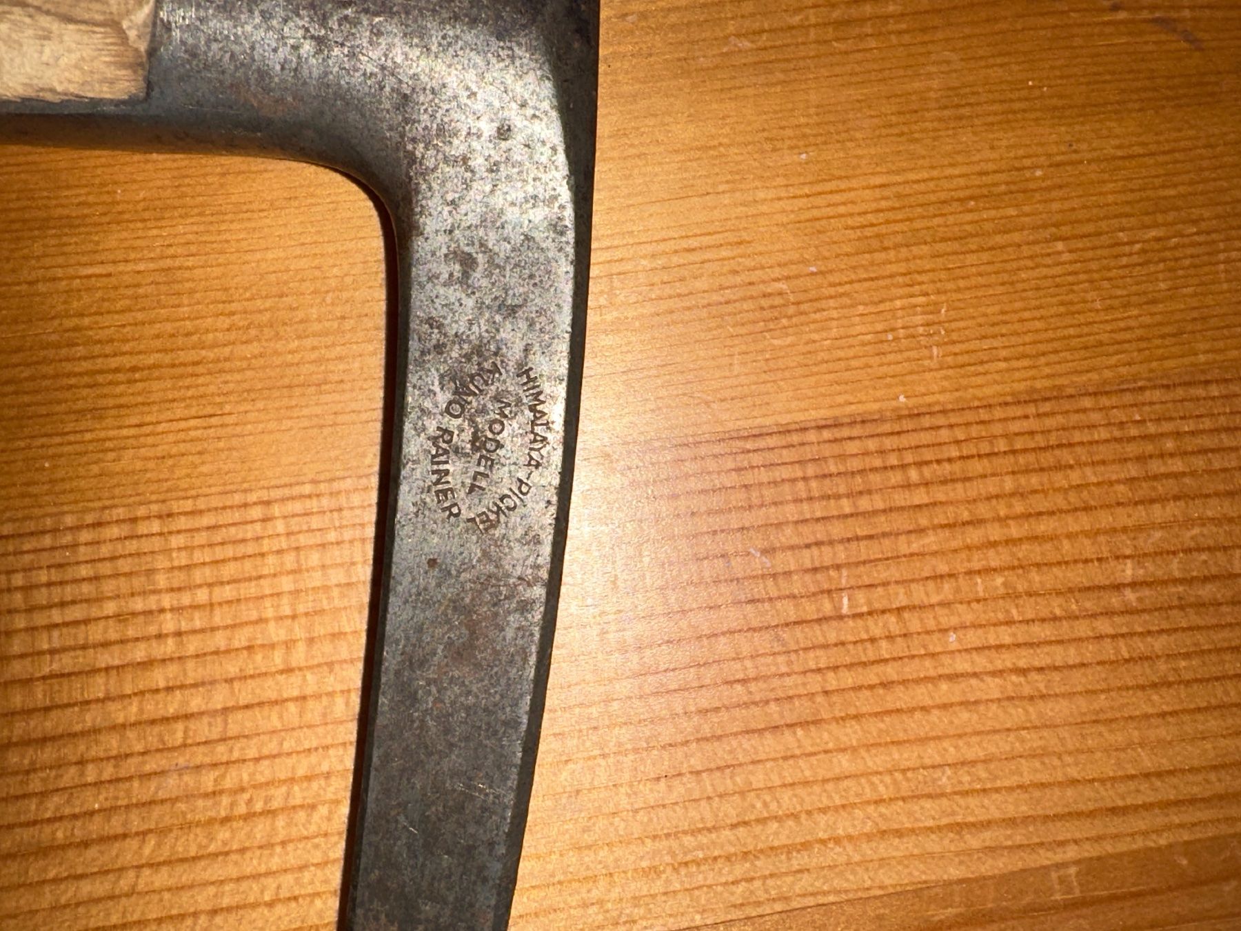 Kletterausrüstungen: Pickel/Eispickel mit Holzgriff, HIMALAYA Kuno Rainer 79 cm – Gebraucht aus St. Gallen von mai_gd7k 2