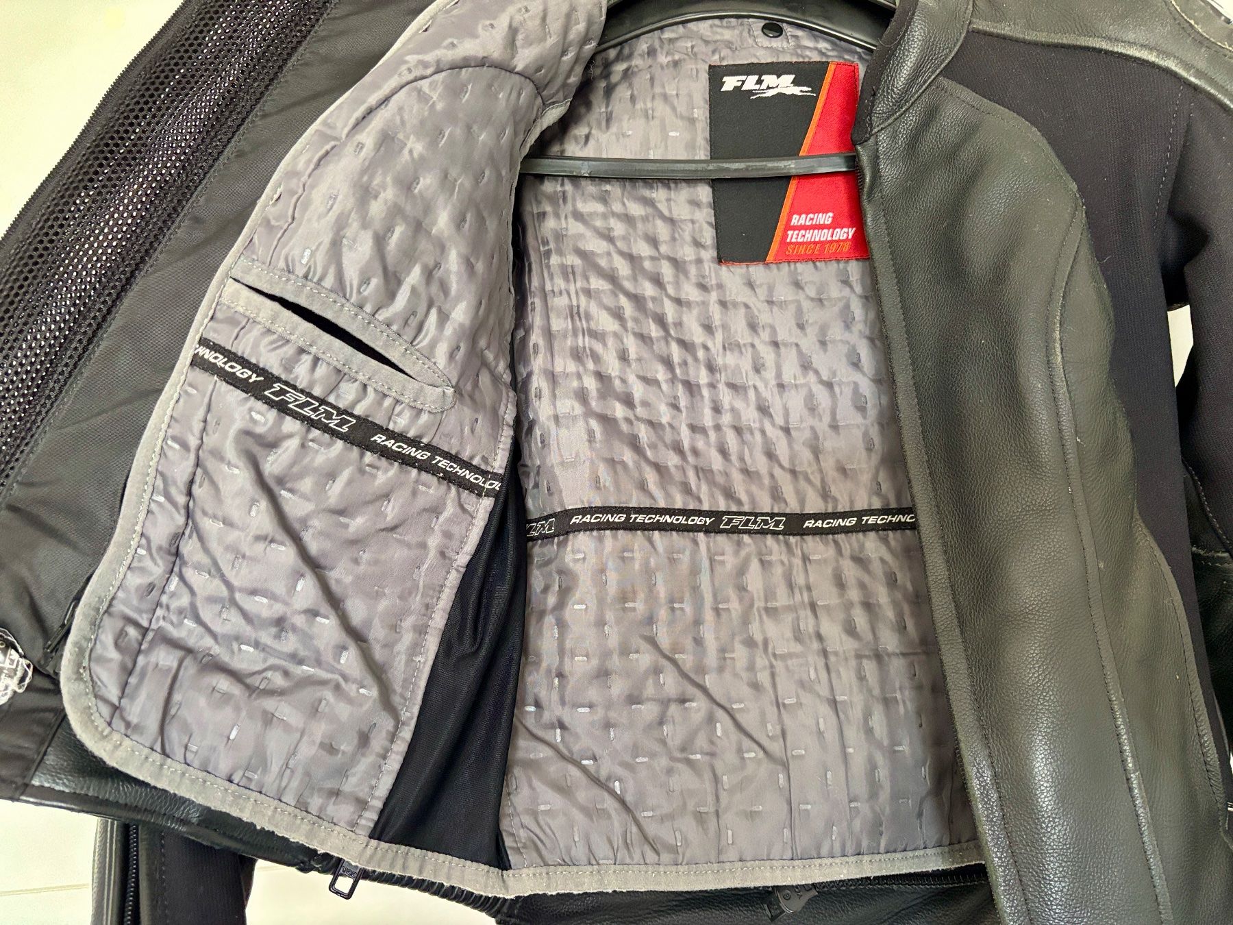 FLM Giacche: FLM Damen-Motorradjacke, Leder, Gr. 36 – Usato da Frauenkappelen venduto da Doc_Snyder 4