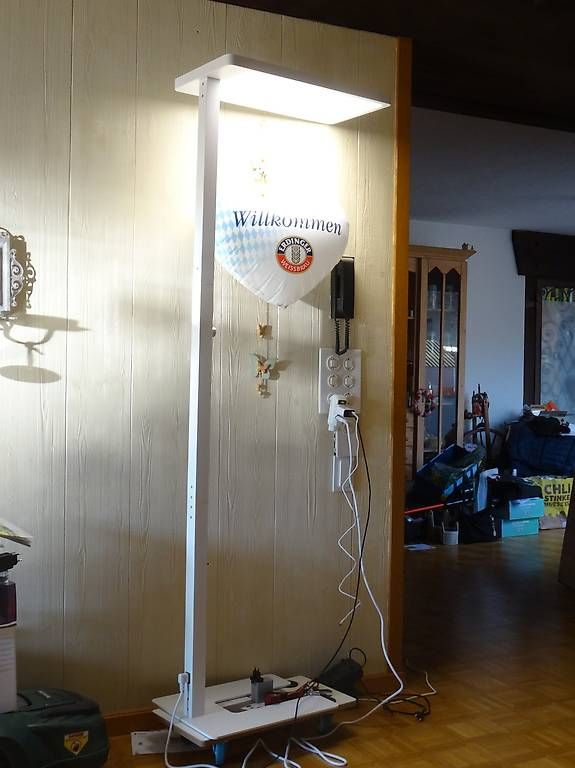 Lampade: Büro oder Wohnungslampe Fabrikneu. – Nuovo e nell'imballaggio originale da Buttisholz venduto da buttiholli 2