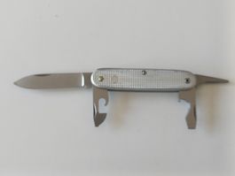 Couteau militaire suisse Wenger 75 vintage ,top état!