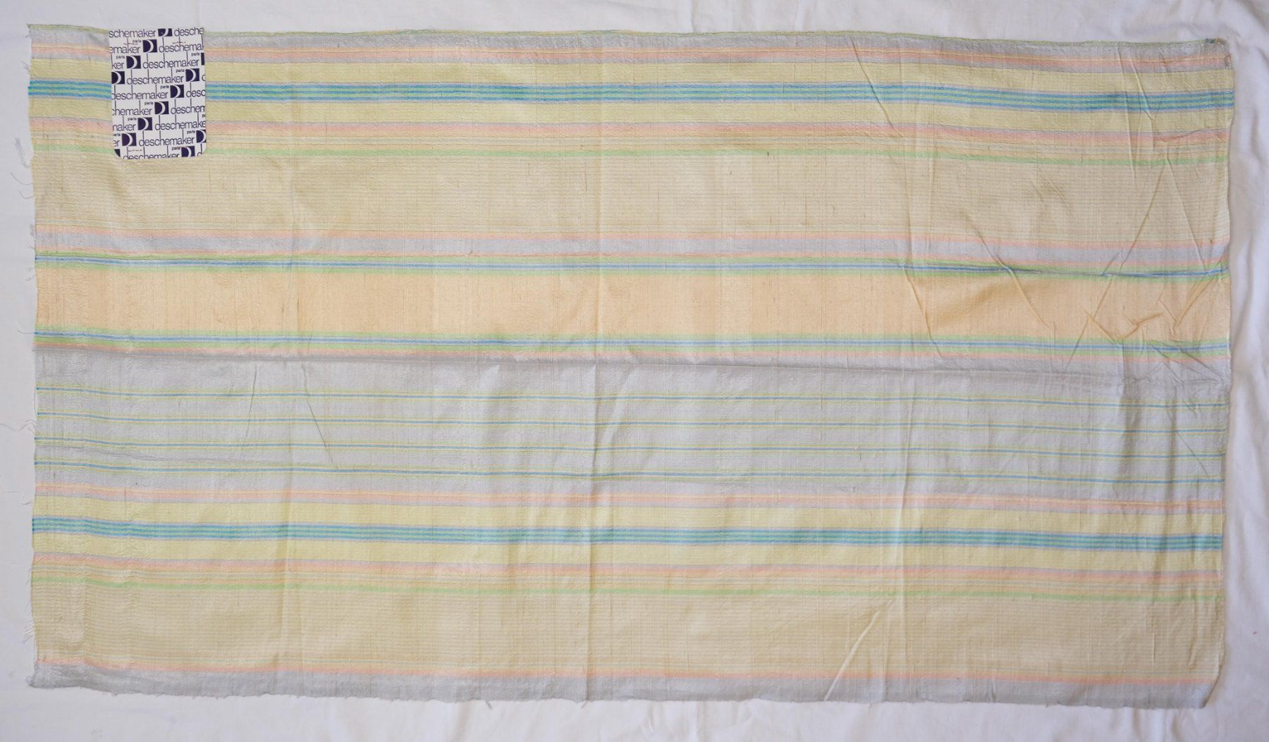 Tessuti: Stoff Muster Seide Deschemaker Paris 60cmx105cm – Usato da Zürich venduto da Masala-Oase