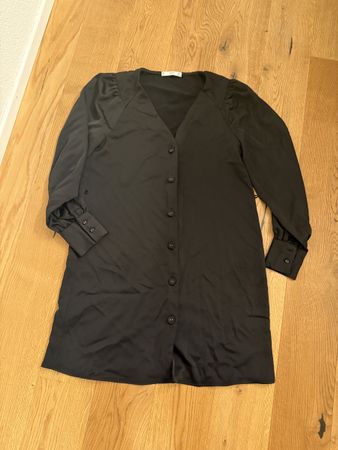 Schickes Kleid von Mango, Grösse S, neuwertig, schwarz