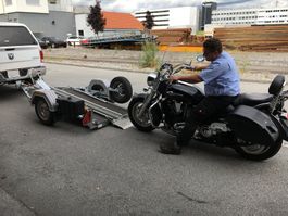 Meister-NFZ Motorradtrailer kippbar 600er NEU!