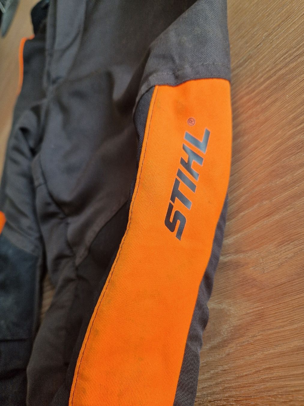 Pantaloni: Schnittschutzhose Forsthose Stihl function Gr. 48 – Usato da Rothenburg venduto da Transat2 3