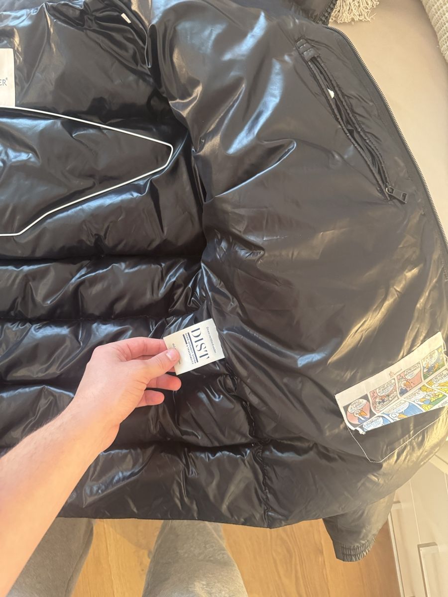 Moncler Giacche: Moncler Daunenjacke schwarz  – Difettoso da Meilen venduto da nic_8s2s 3