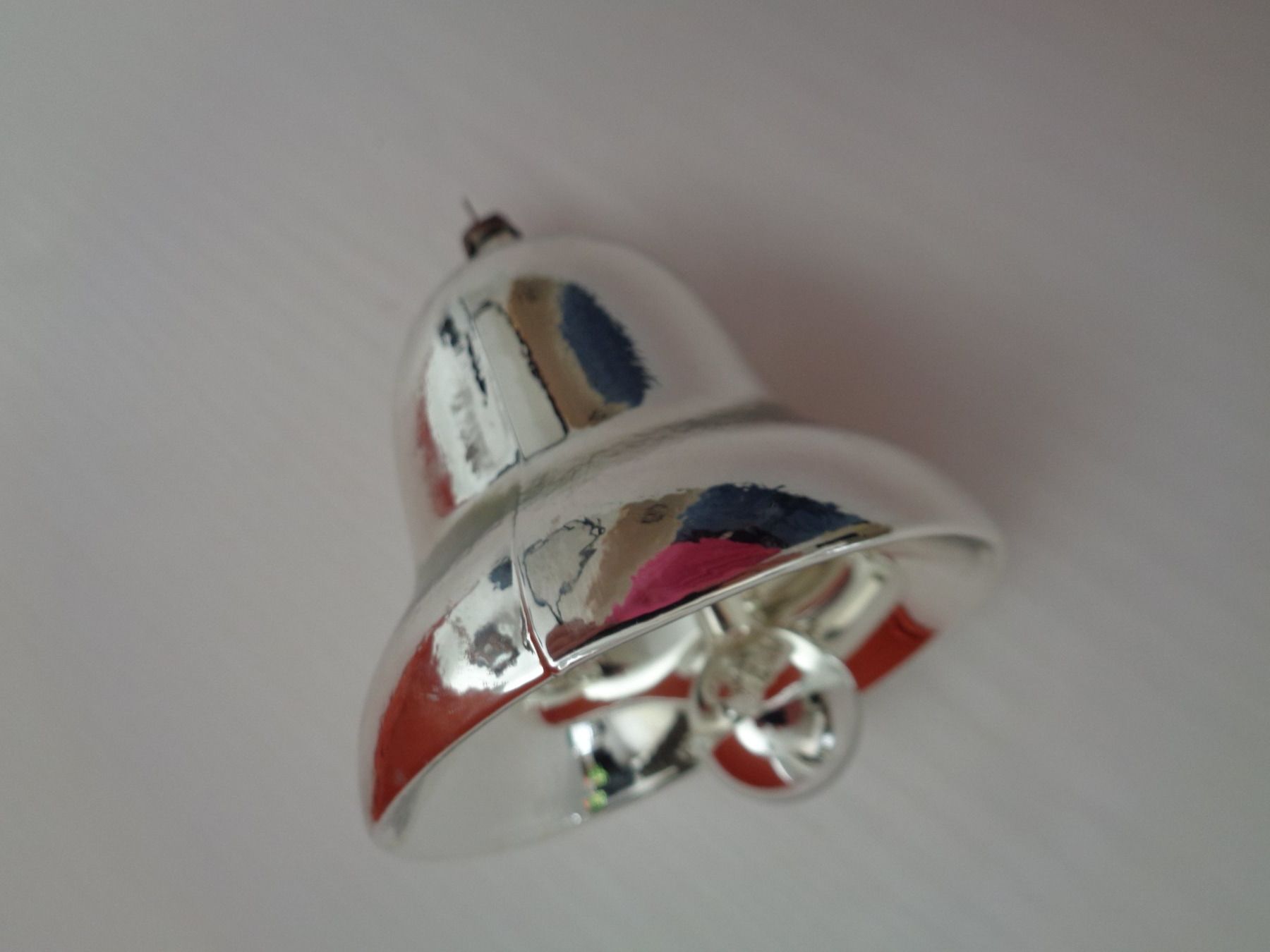 Alle Dekorationen: Alter Christbaumschmuck - grosse Glocke 8 cm. x 7.5 cm. – Gebraucht aus Chur von omonia 2