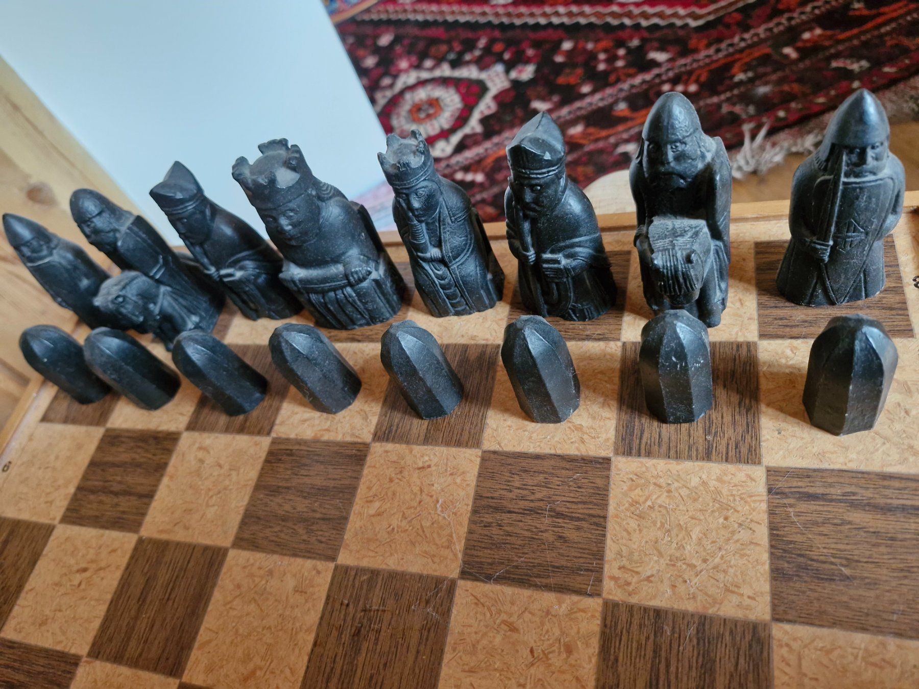 Giochi: Schachbrett mit Figuren – Usato da Guarda venduto da rue_bpd7 3