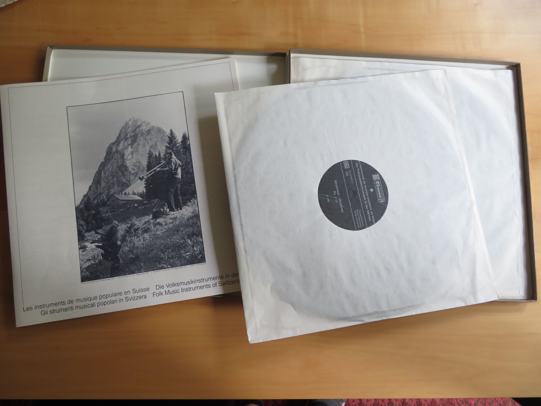 Vinyles: Volksmusikinstrumente – D'occasion à Bern par mordswein 2