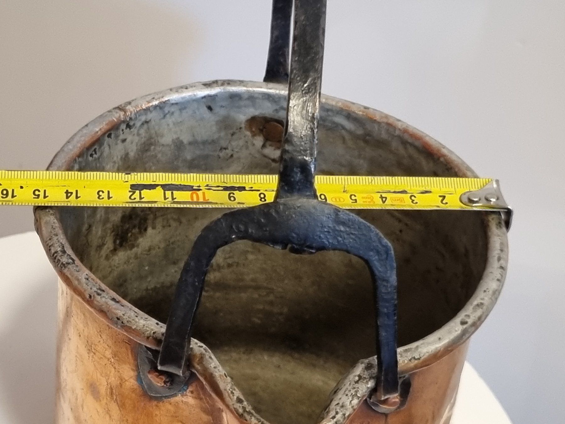 Pentole: Antiker Kupferkessel mit Deckel um 1900 – Usato da Scharnachtal venduto da devin03 2