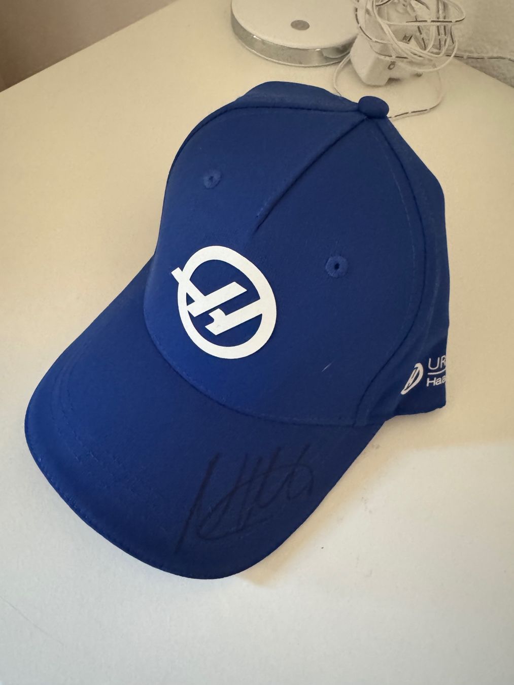 Autografi: Kevin Magnussen signed haas hat – Nuovo e nell'imballaggio originale da Lumino venduto da mar_9pn2