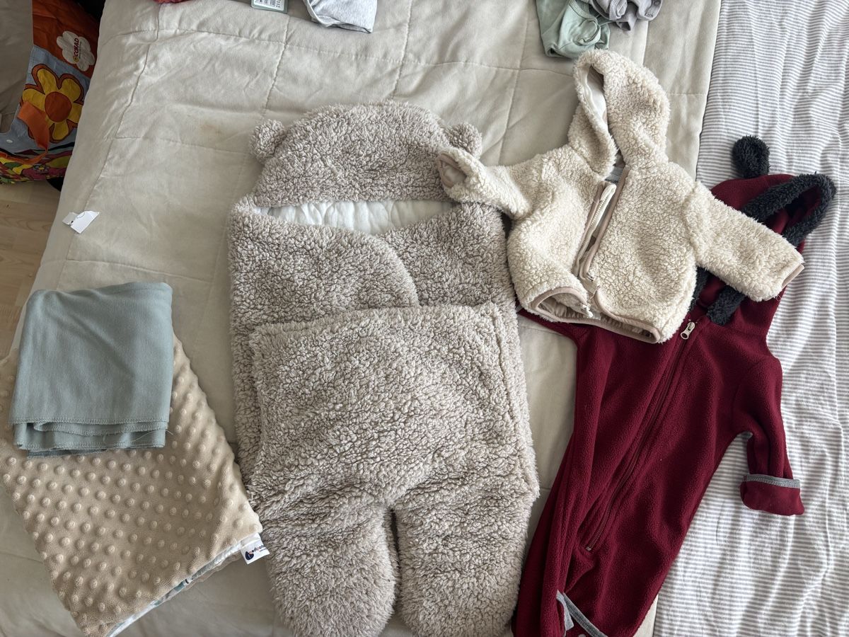 Kleiderpakete: Wunderschönes Premium-Babyset 3–6 Monate – Gebraucht aus Baar von VeliaT