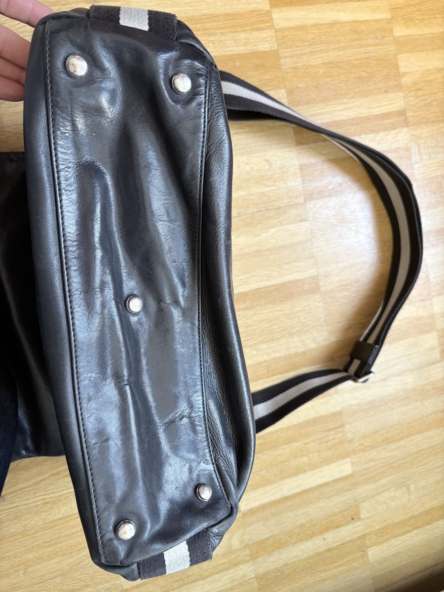 Bally Borse: Bally Messenger Tasche, schwarz – Usato da Basel venduto da Nihaojuju 2